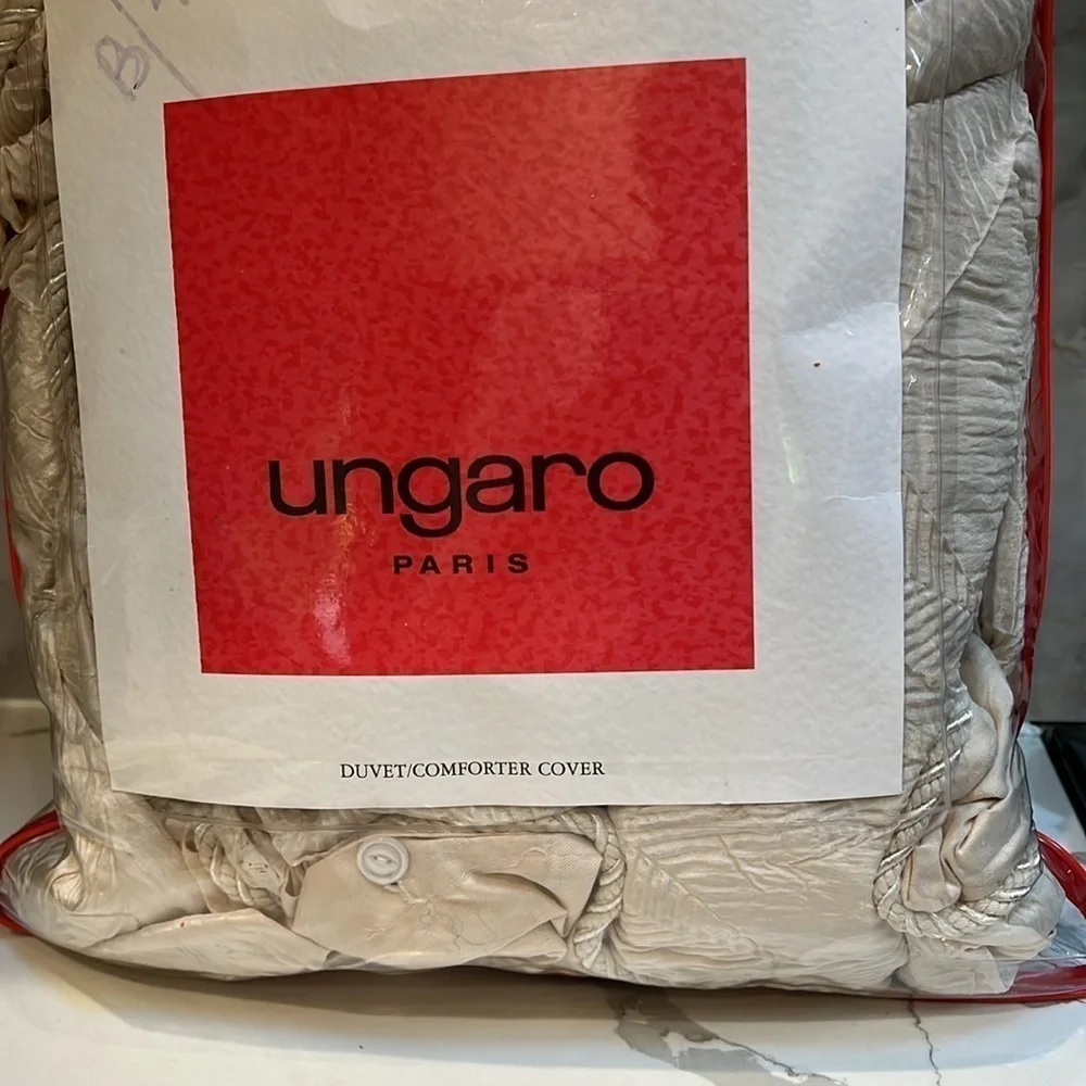 Ungaro Paris New King Duvet Comforter Cover Venetian Nights 105” x 95”